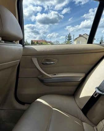 BMW Seria 3 cena 16500 przebieg: 190100, rok produkcji 2005 z Toruń małe 254